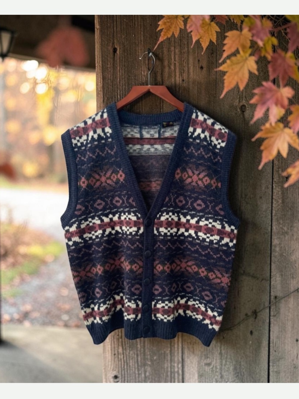 Vintage Fair Isle Knit ButtonUp
Sweater Vest Wool Blend Navy Multi
L Academia